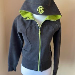 Lululemon jacket Size 4